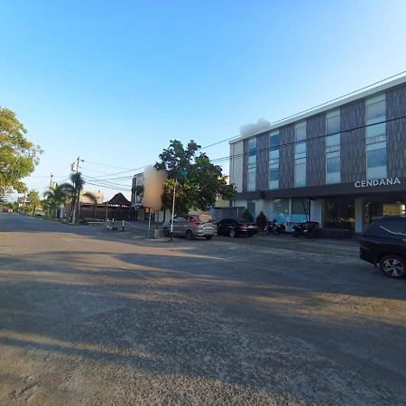 Cendana Coliving Solo Baru Hotel Buitenkant foto