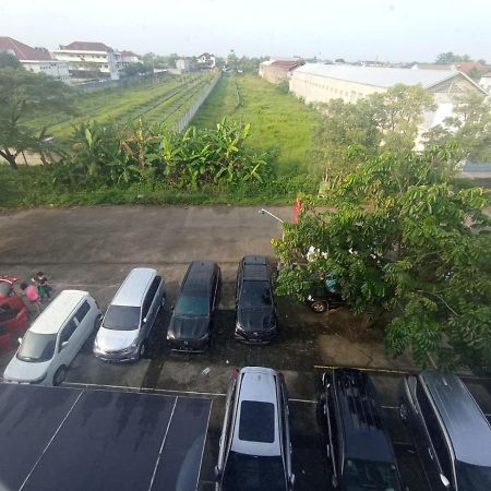 Cendana Coliving Solo Baru Hotel Buitenkant foto