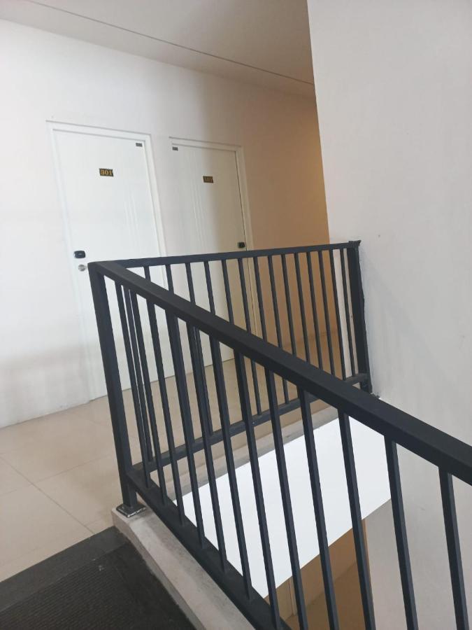 Cendana Coliving Solo Baru Hotel Buitenkant foto