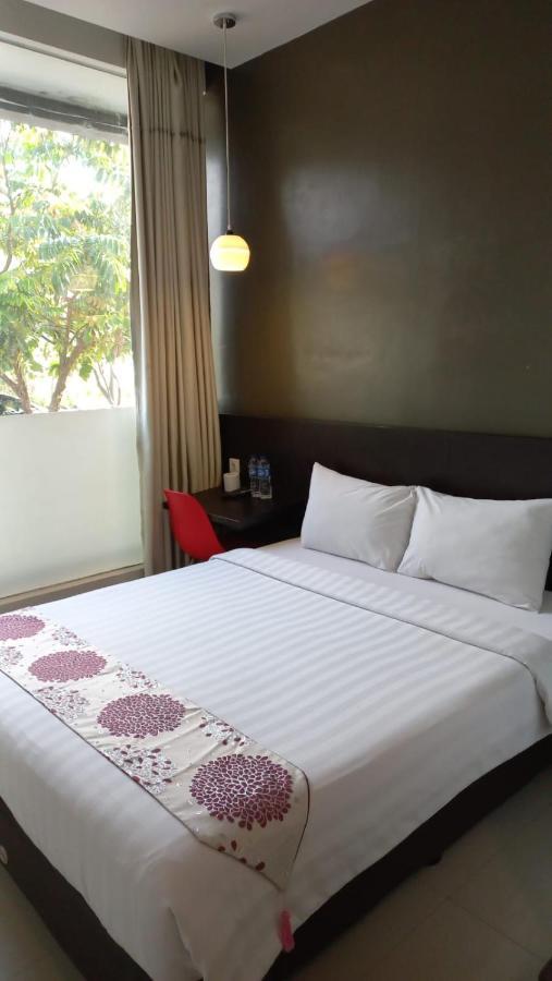 Cendana Coliving Solo Baru Hotel Buitenkant foto